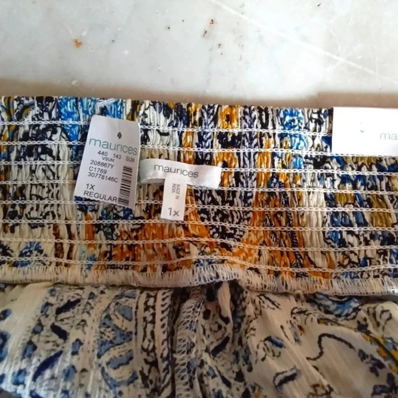 Maurices Pants Womens 1X NWT Boho Print Wide Leg Flowy Paisley Floral Vacation - Picture 8 of 9